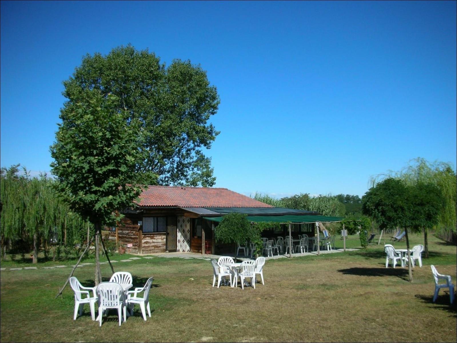 Cascina Beneficio Villa Castelnuovo Bormida Bagian luar foto